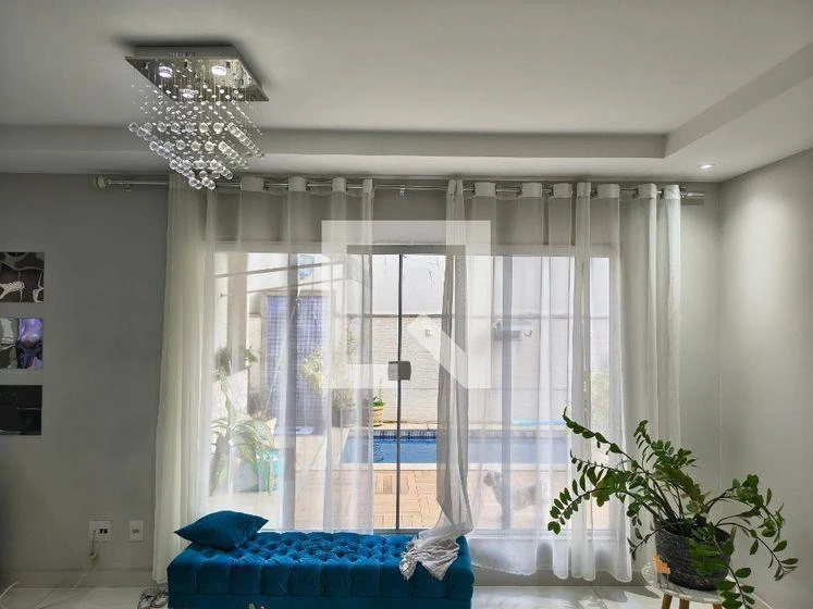 Dishwasher in a 4-bedroom house, 220 m² — photo 23