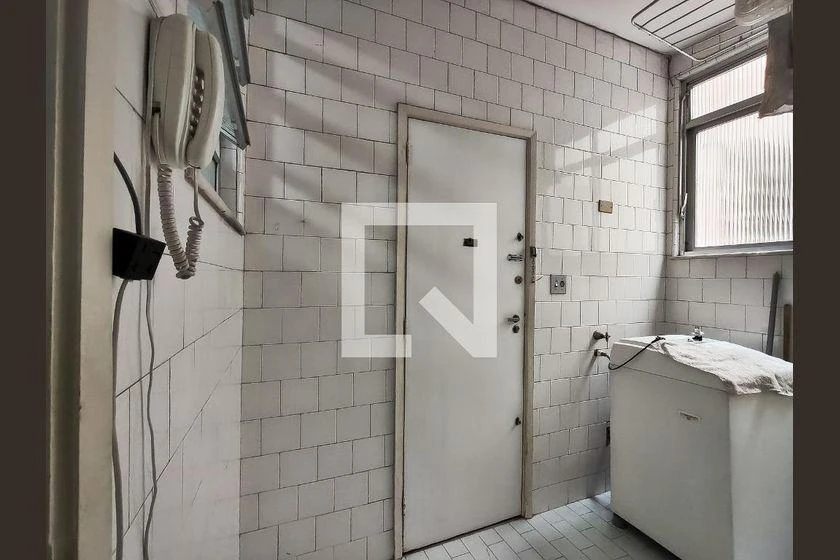 Furnished 97 m² apartment with 3 bedrooms — photo 31