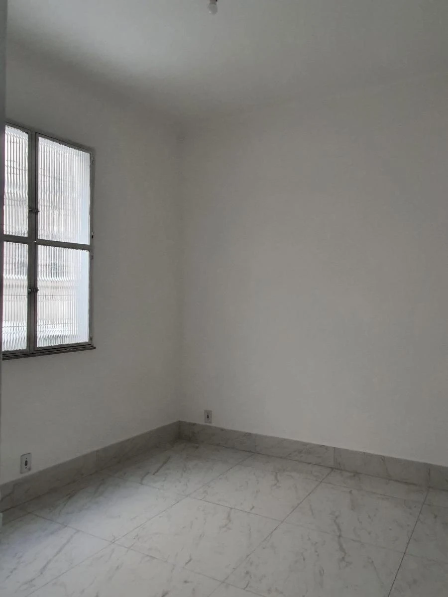 Unfurnished 75 m² apartment with 2 bedrooms and 1 suite — photo 8