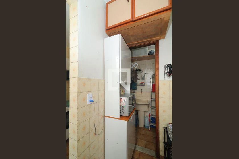 Apartamento de 3 dormitorios, 80 m² y balcón — photo 39