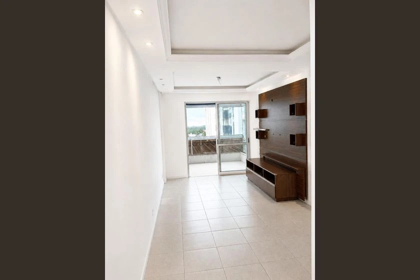 Apartment with 3 bedrooms, 2 bathrooms and closed kitchen