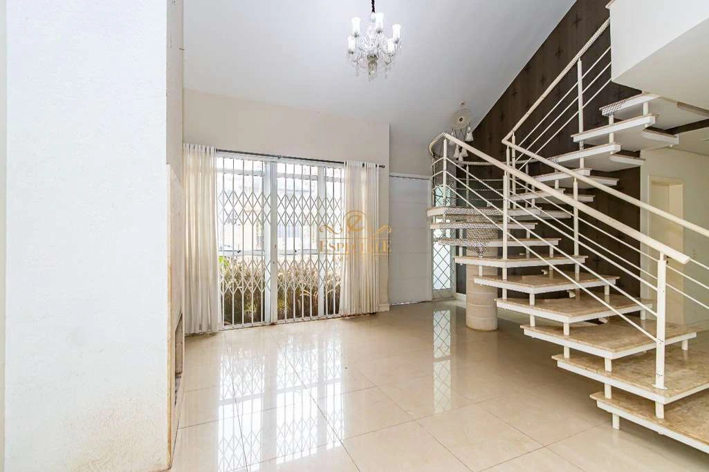 Casa com 3 suítes e churrasqueira privativa no quintal — photo 2