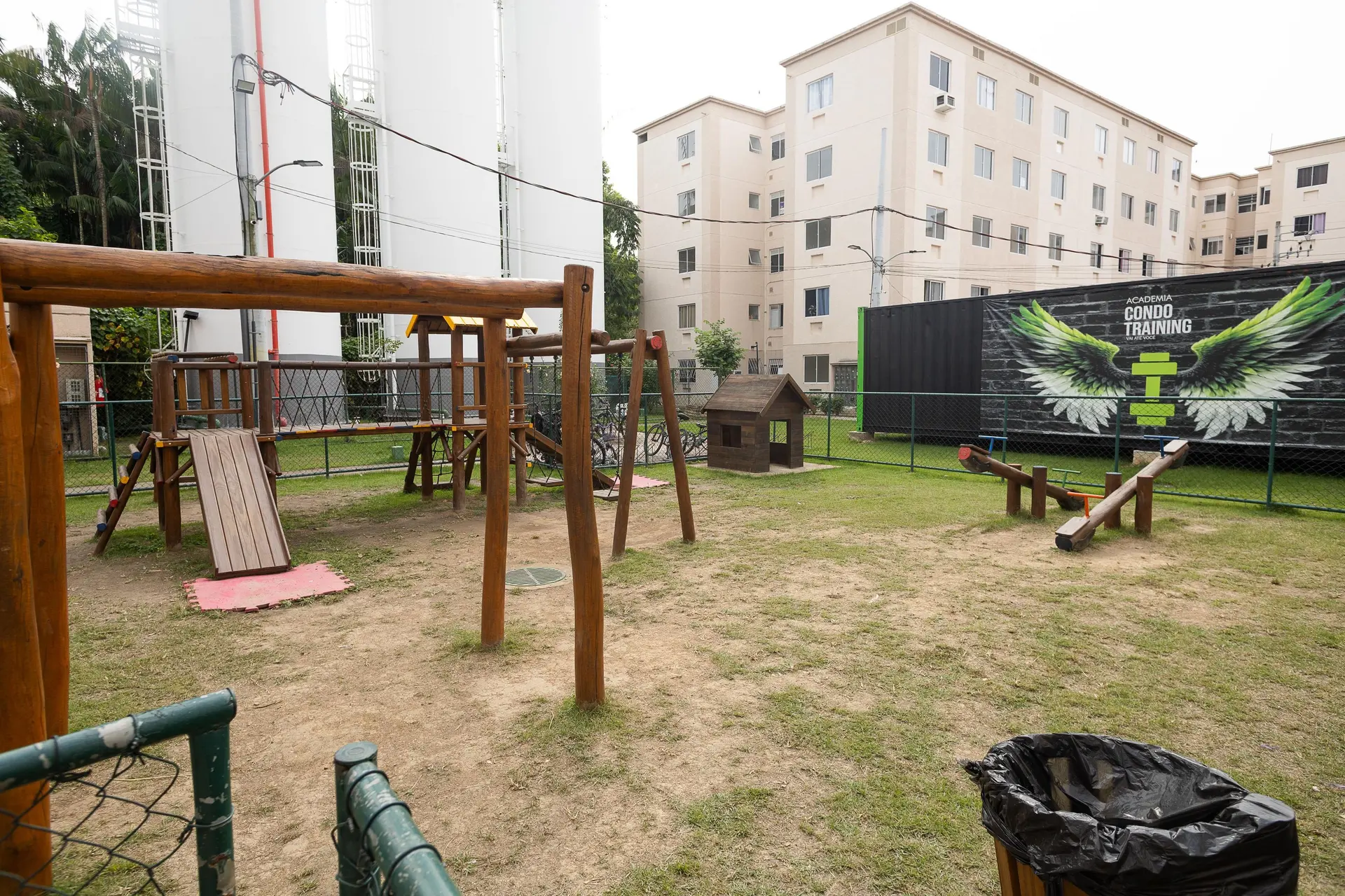 Apartamento mobiliado com 2 quartos e 1 banheiro — photo 9
