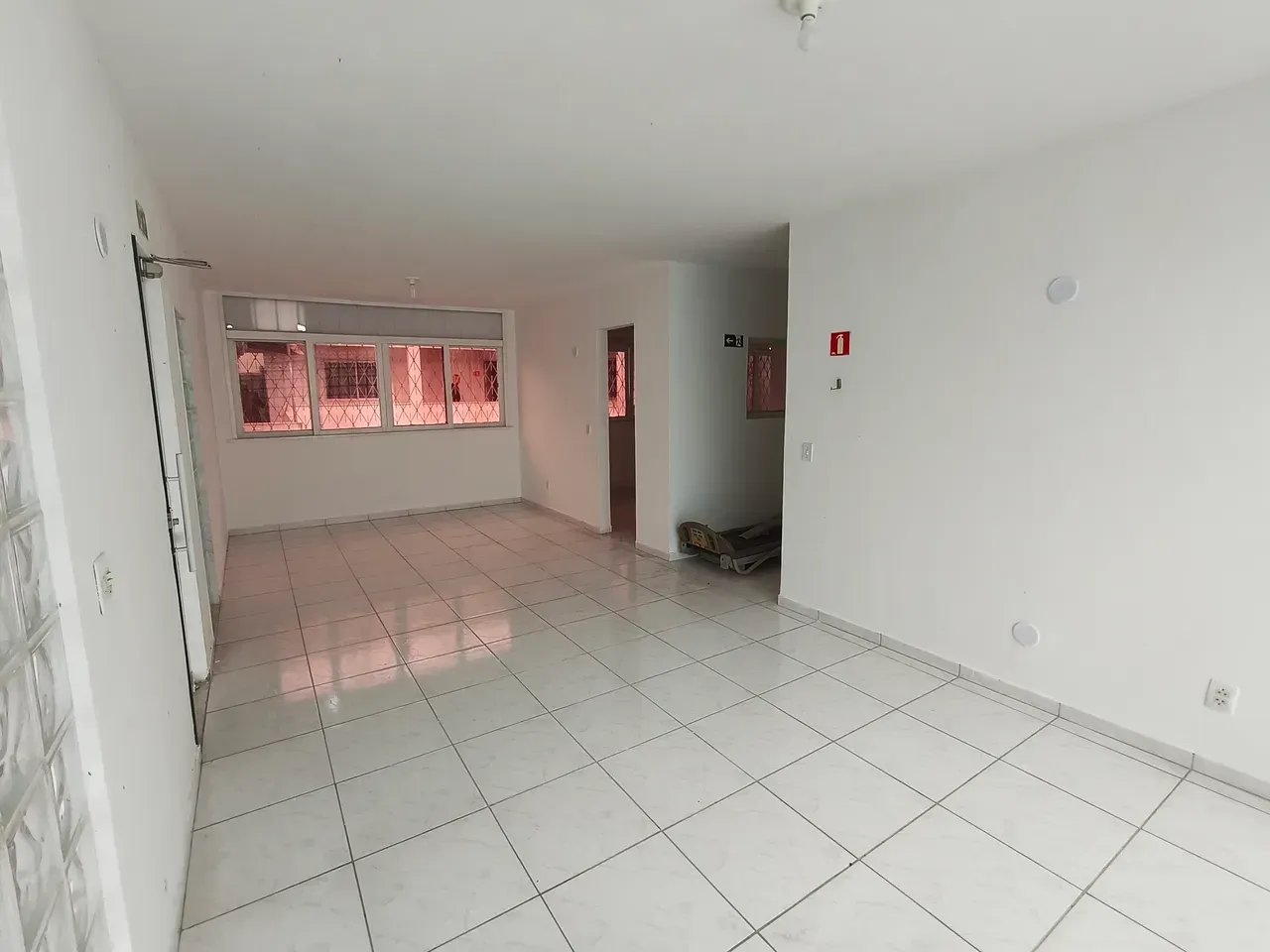 Будинок: 5 спалень, 220 м² — photo 4