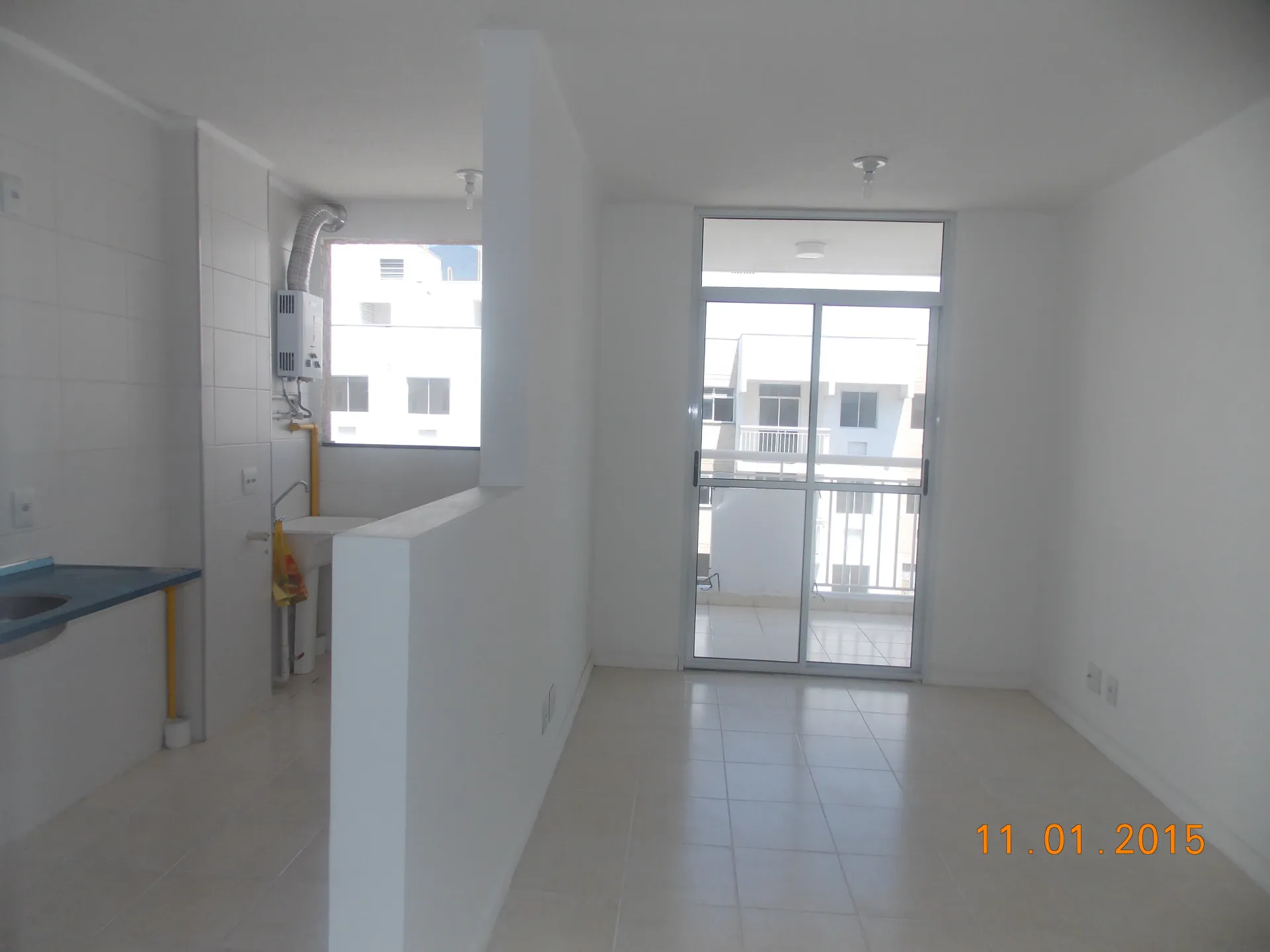 Apartment with 2 bedrooms and a closed-off kitchen — photo 20