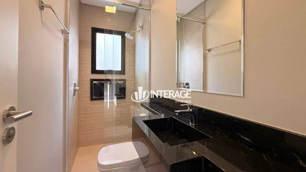 Townhouse with 3 bedrooms, en-suite and private garden — photo 26