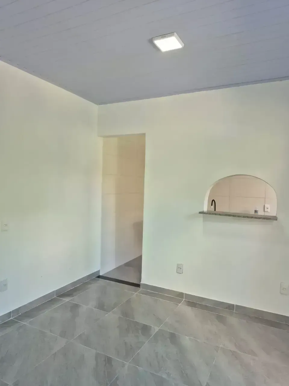 Unfurnished 40 m² apartment with 2 bathrooms — photo 7