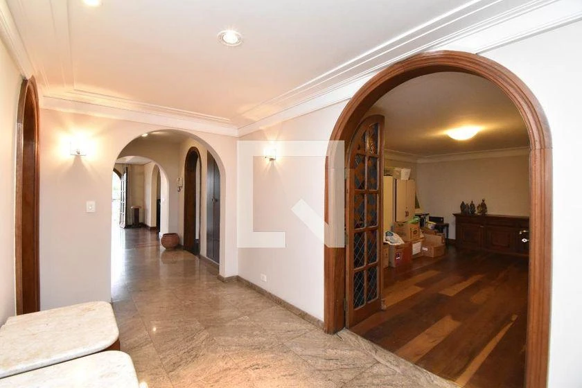House with 5 bedrooms, gas stove and 650 m² — photo 36
