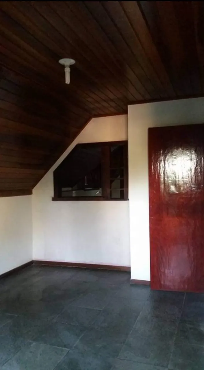 Casa com 2 quartos e varanda fechada em vidro — photo 9