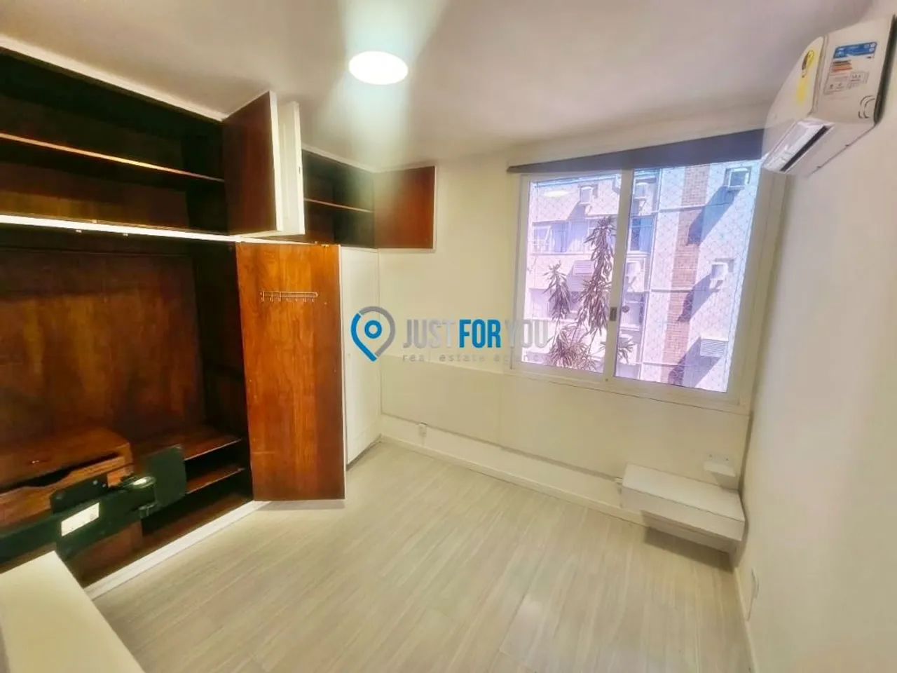 4-bedroom apartment with 3 bathrooms and 106 m² — photo 8