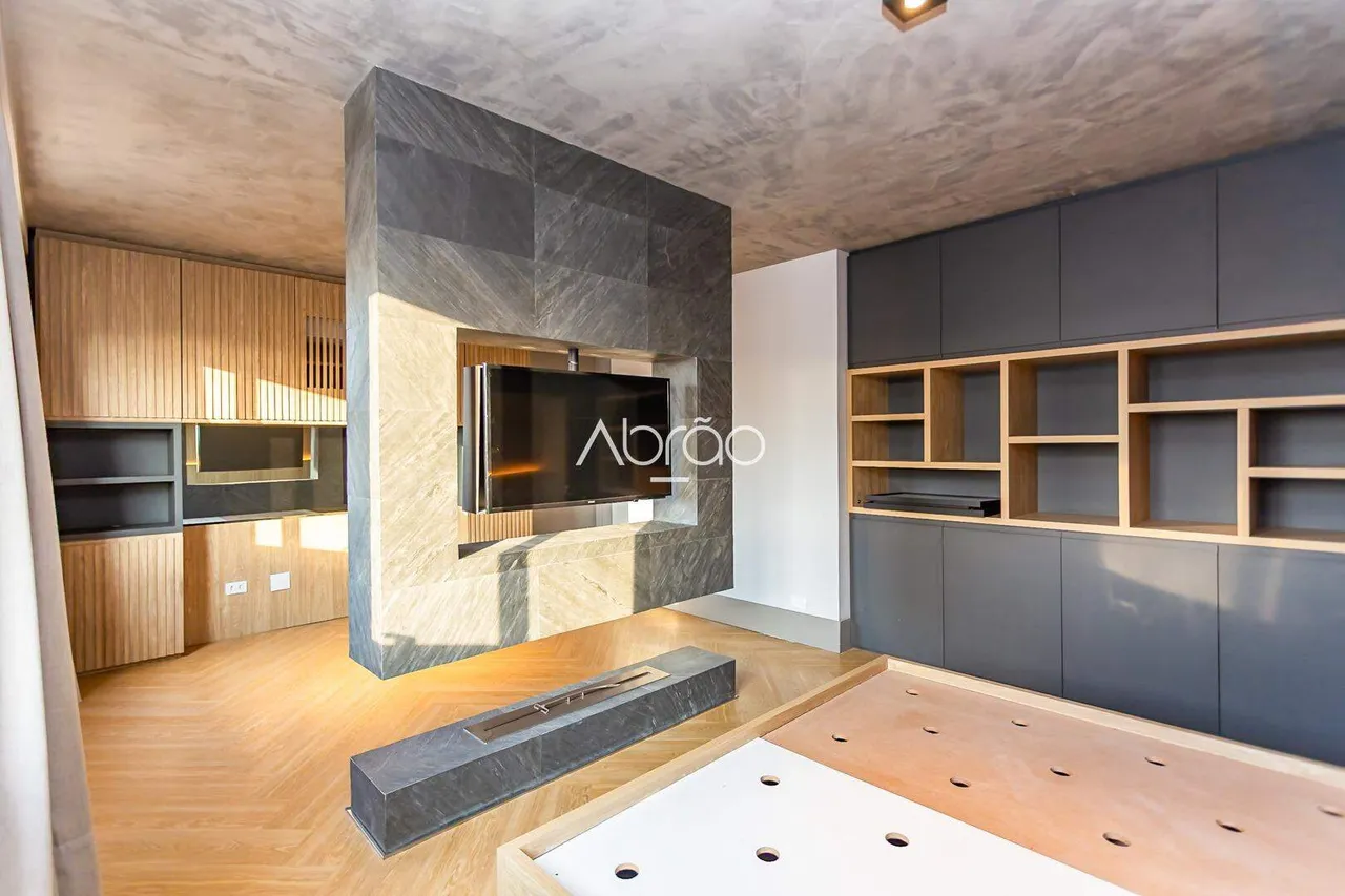 Apartment with 2 en-suite bedrooms and 256 m² — photo 14