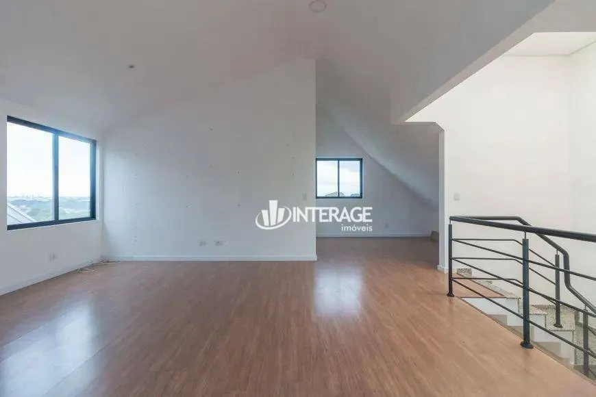 House with 5 bedrooms and 6 bathrooms, 145 m² — photo 25