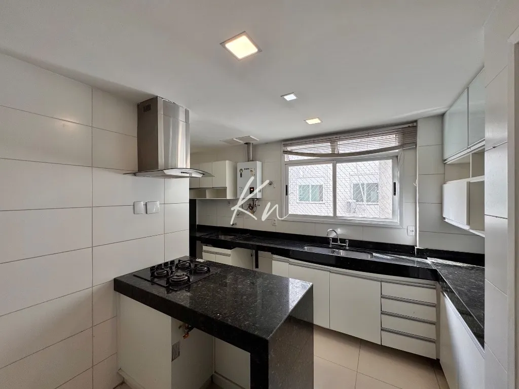 210 m² unfurnished apartment with 3 bedrooms and 5 baths — photo 14
