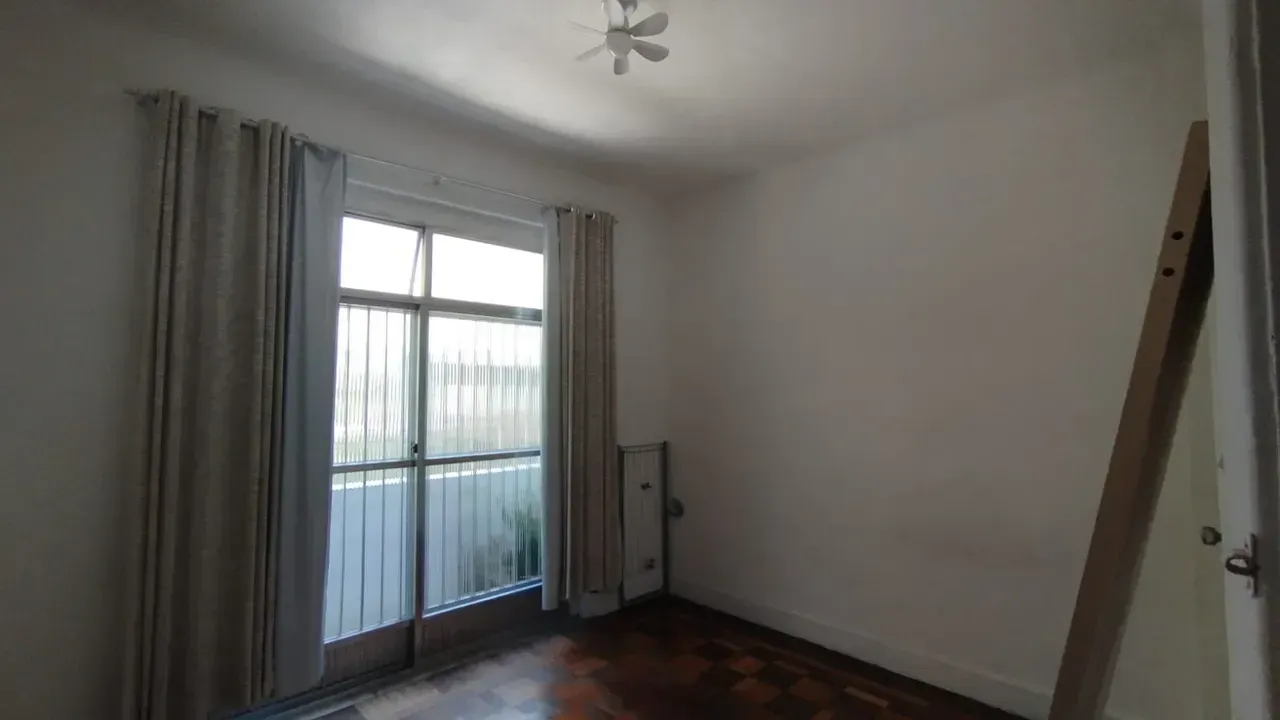 Furnished 2-bedroom apartment with a gas stove kitchen — photo 3