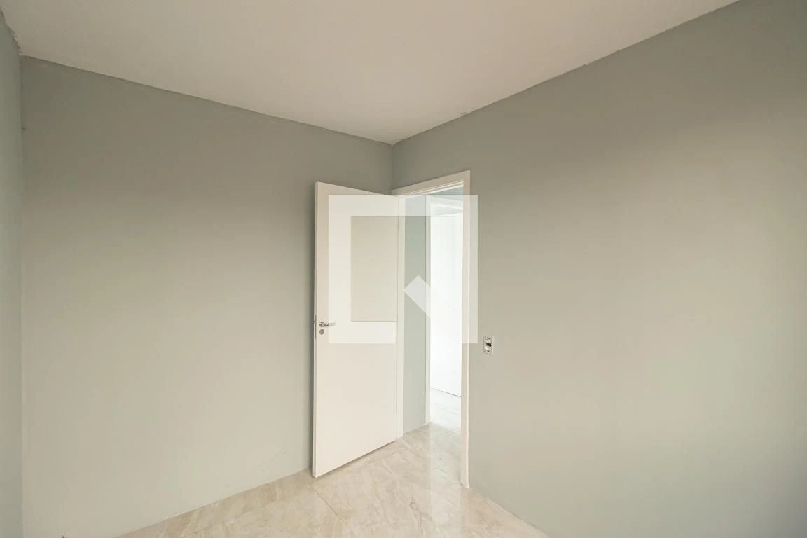 Apartamento com 2 quartos e 1 vaga, pisos de cerâmica — photo 45