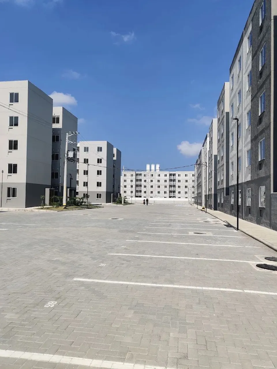 Квартира з 2 спальнями, у будинку є басейн — photo 3