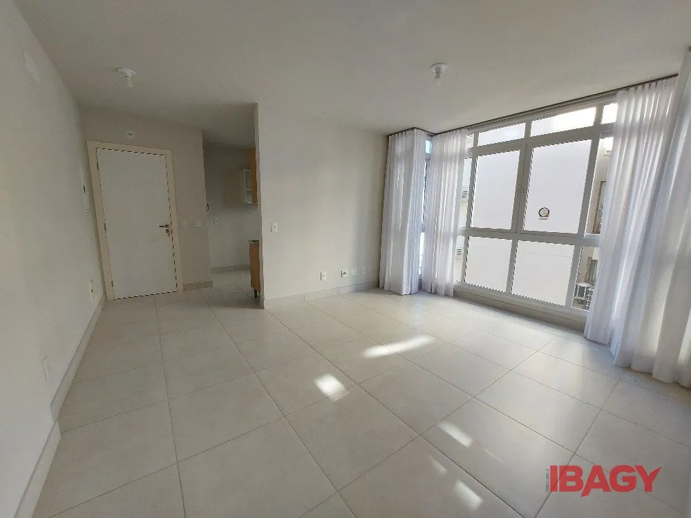 Apartment, 62 m², with a home office — photo 3