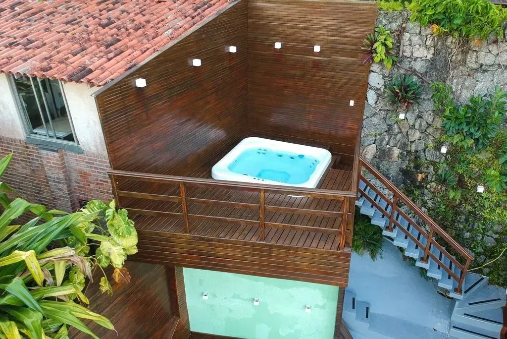House with 5 bedrooms and open-plan kitchen plus balcony — photo 14