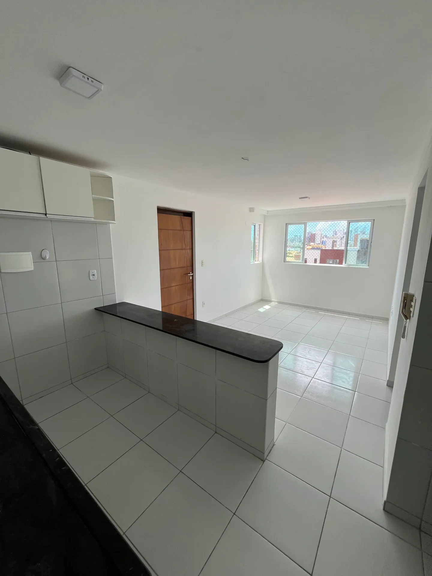 75 m² apartment with 3 bedrooms and 1 en-suite — photo 3