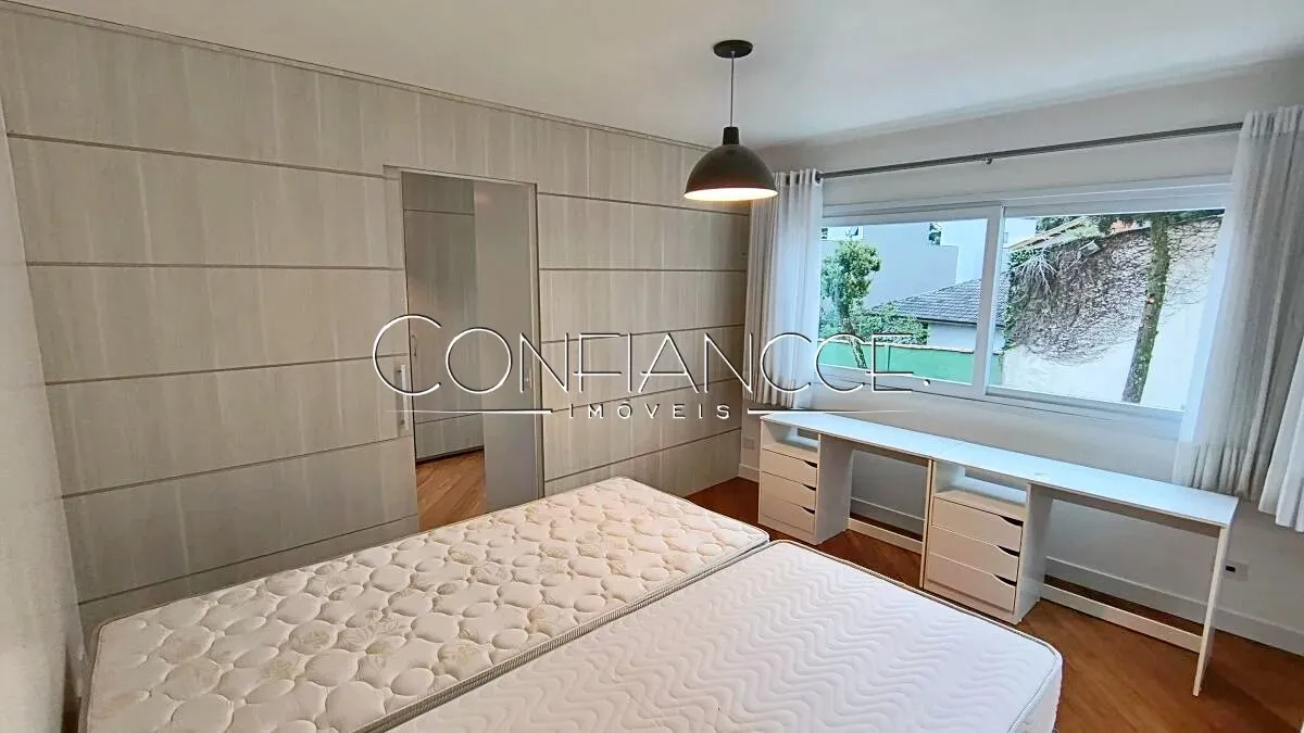 Casa em condomínio fechado com 5 quartos e 370 m² — photo 28