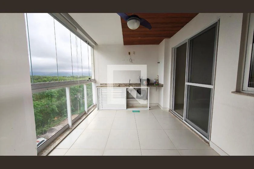 Apartment, 87 m², with a glass-enclosed balcony — photo 8
