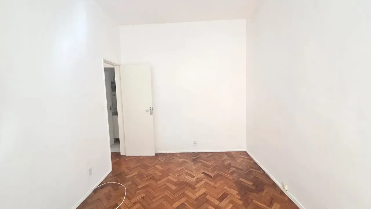 66 m² apartment with 2 bedrooms, 2 baths — photo 19
