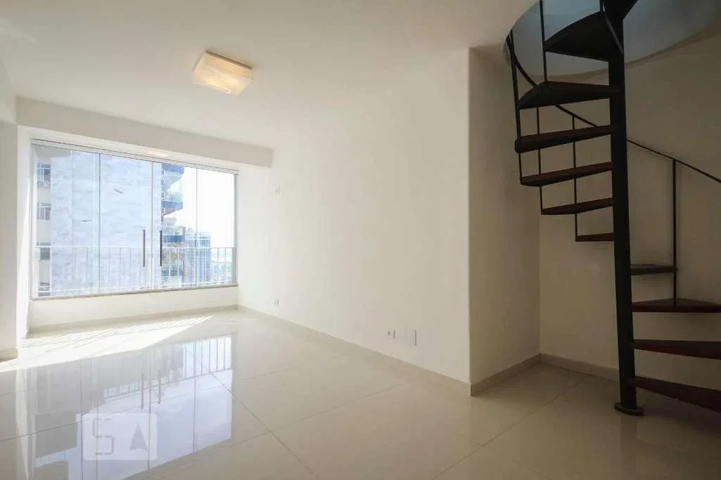 197 m² rental coverage with 2 bedrooms and 3 baths — photo 10