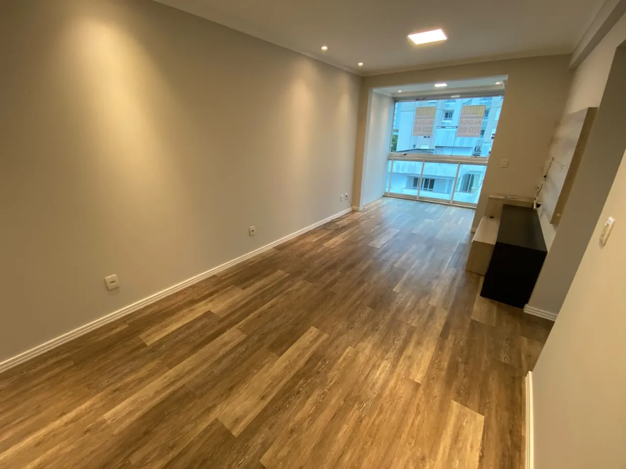 Home office in a 2-bedroom apartment, 66 m² — photo 6
