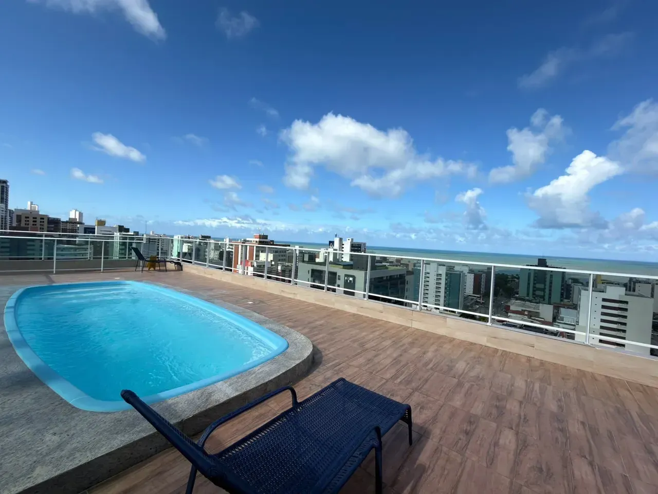Furnished 2-bedroom apartment with 2 bathrooms — photo 3