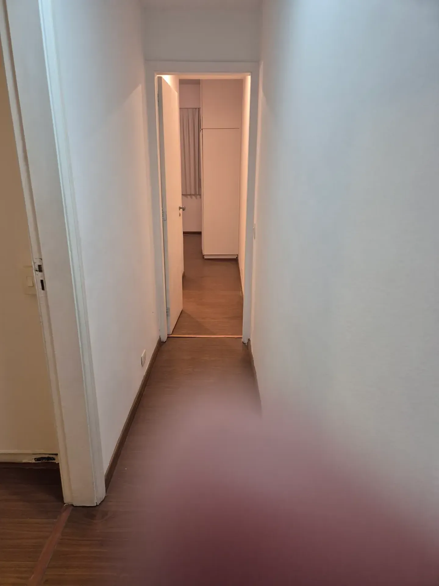 3-bedroom apartment with wood or laminate floors — photo 19