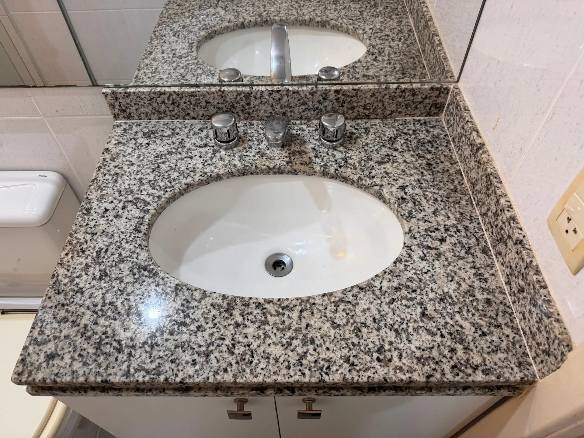 Квартира с 2 спальнями и застеклённым балконом — photo 38