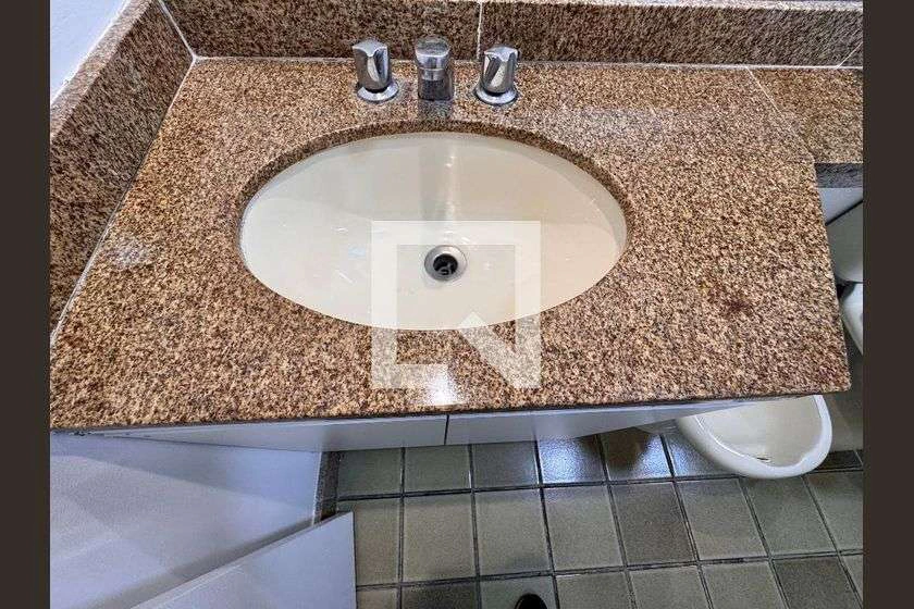 Apartamento de 172 m² com 4 quartos e 2 vagas — photo 22