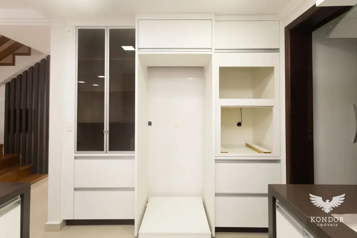 3-bedroom house with a home office in Curitiba — photo 18