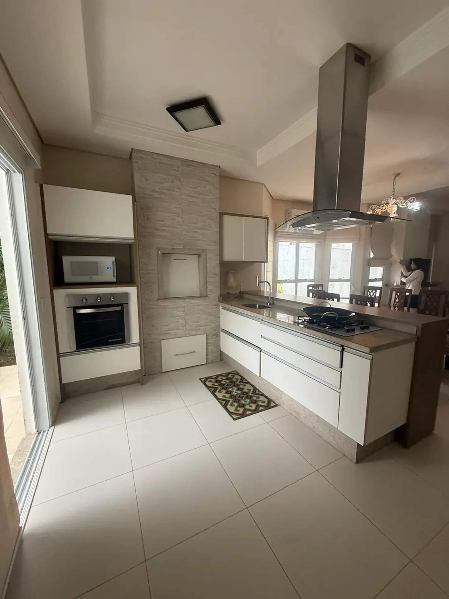 Casa mobiliada com 450 m², 3 dormitórios e 4 banheiros — photo 21