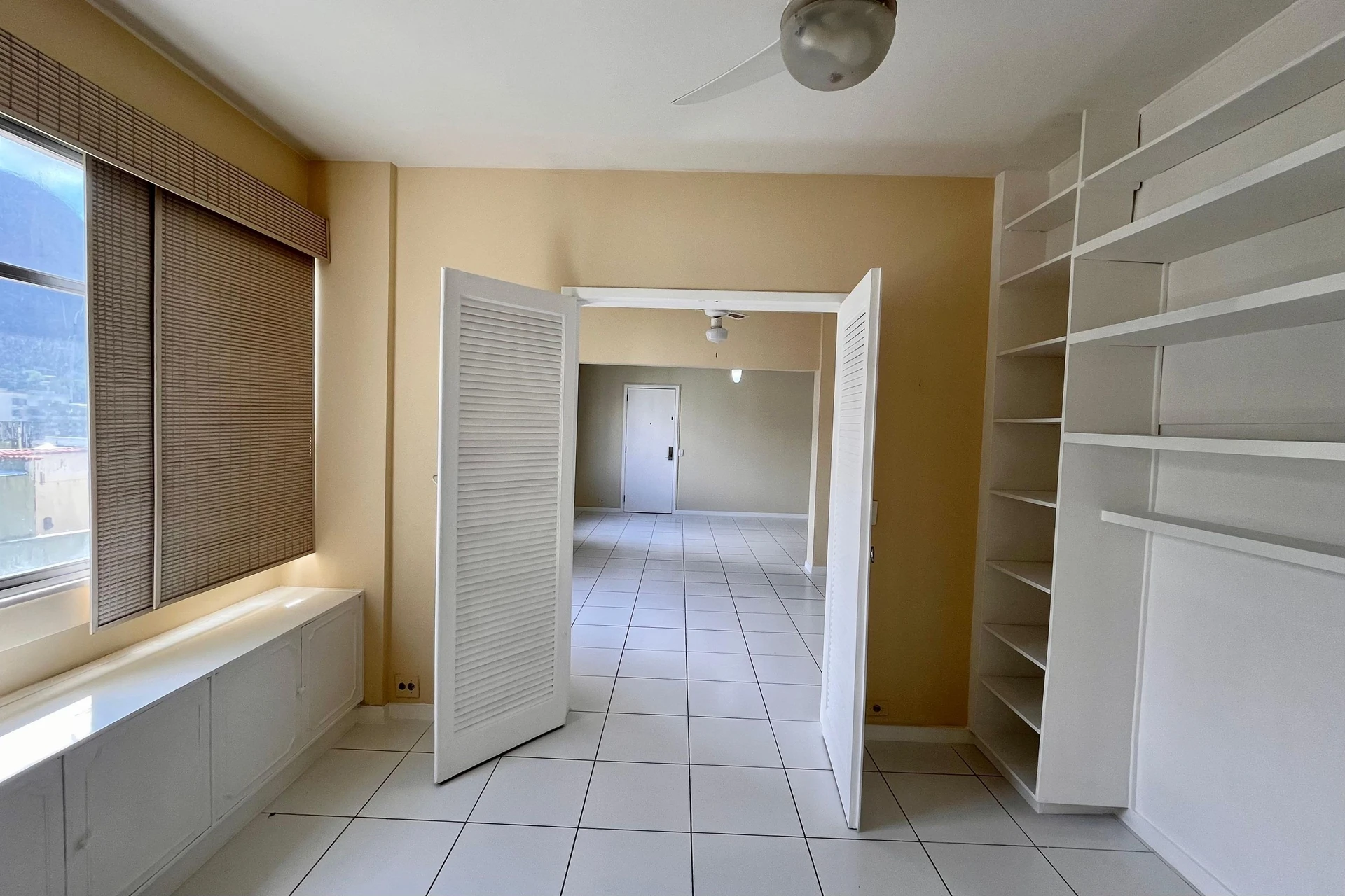 Unfurnished 2-bedroom rental apartment with 2 baths — photo 15