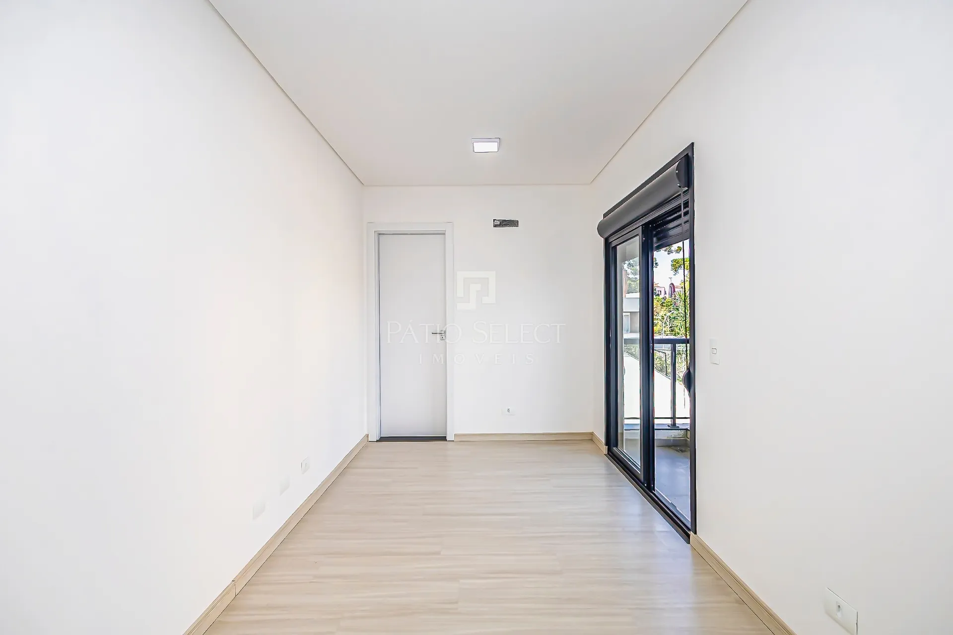 Casa de 181 m² com varanda gourmet e closet — photo 11