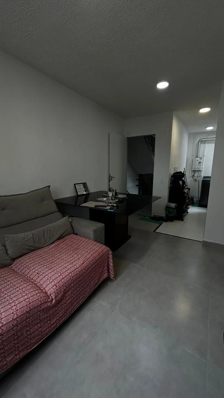 Apartamento amueblado con 2 dormitorios, balcón y 1 plaza — photo 8