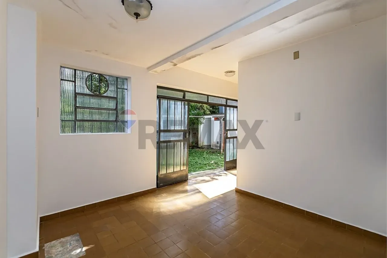 House with 3 bedrooms, 1 en-suite and private garden 309 m² — photo 33