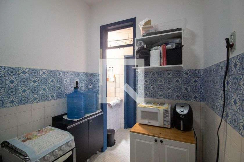 Furnished 67 m² apartment with 2 bedrooms and 1 bathroom — photo 14