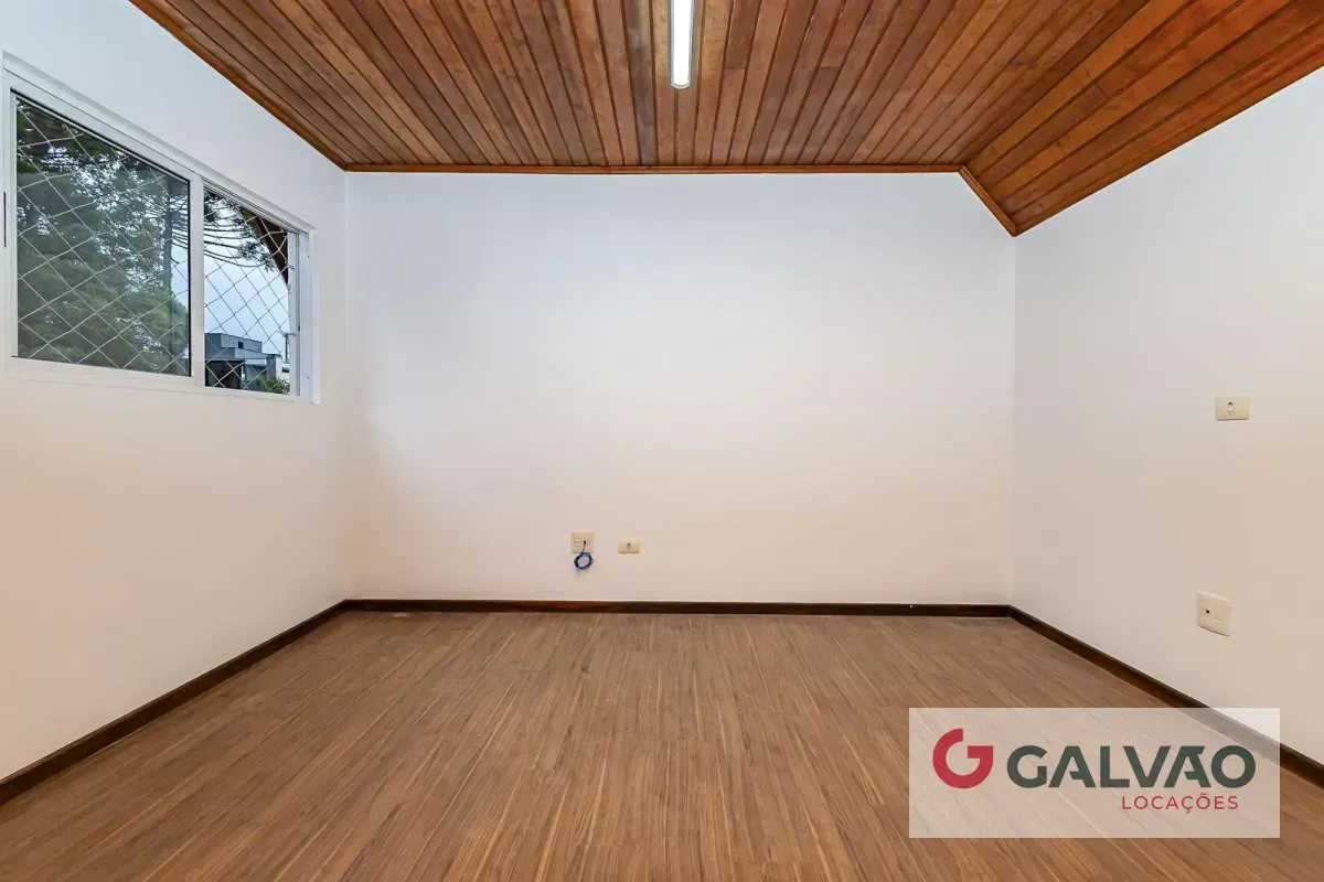 House in a gated community with 3 bedrooms and 1 bath — photo 24
