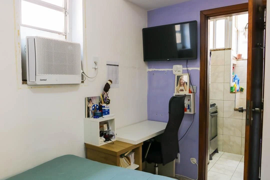 Home office in a 2-bedroom apartment, 61 m² — photo 18