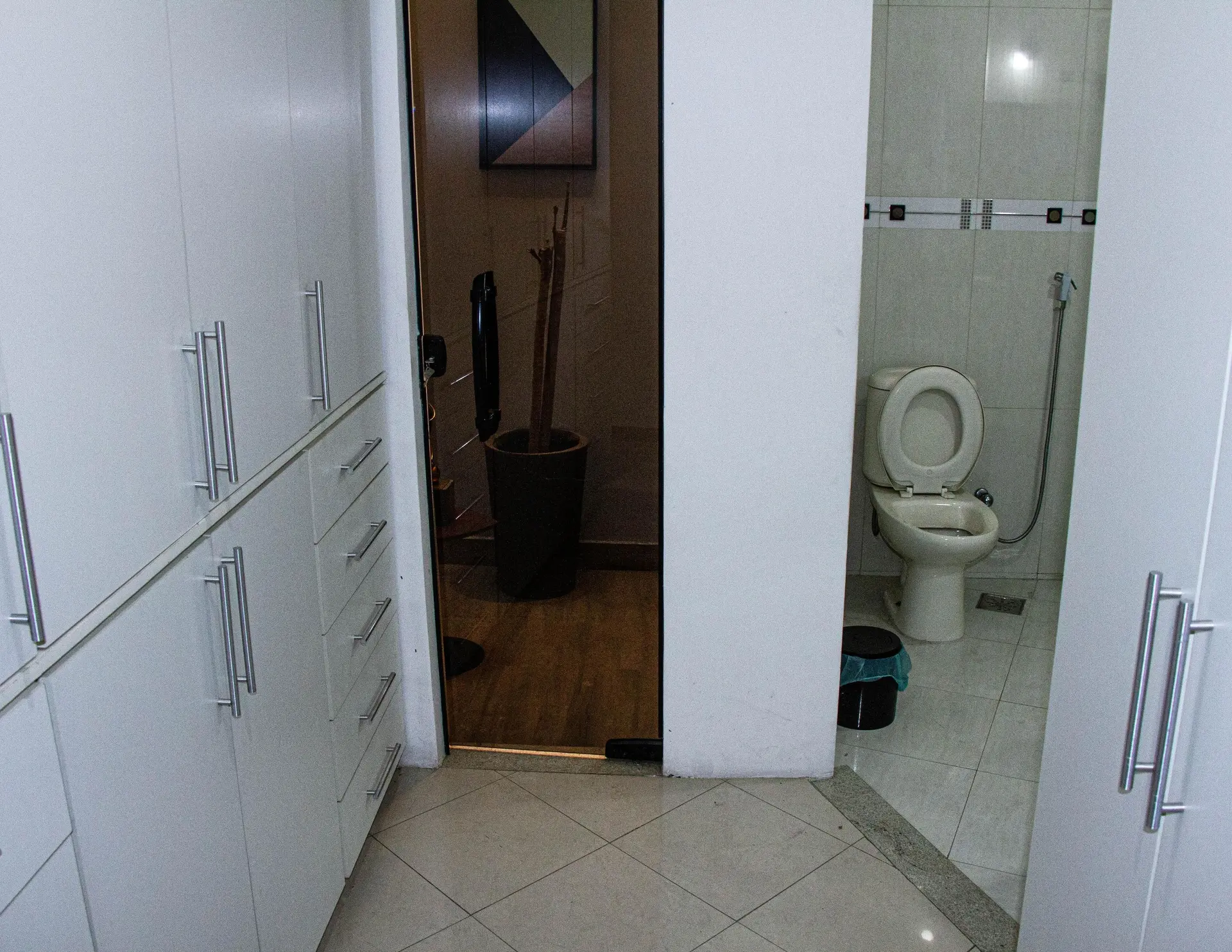 Furnished house, 300 m², with a grill on the balcony — photo 47