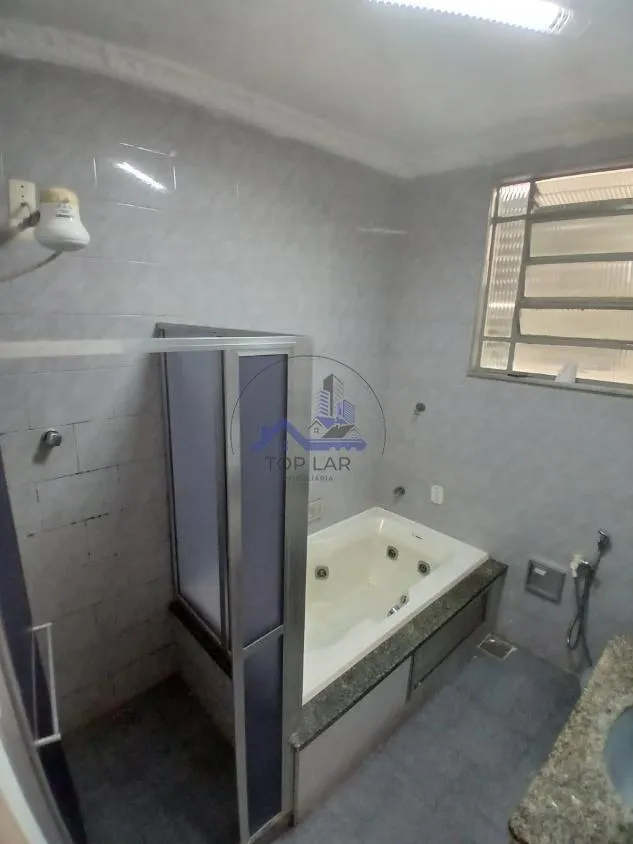 Ванна та 4 спальні: квартира 180 м² — photo 22