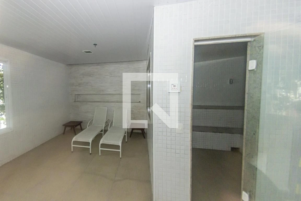 Furnished 2-bedroom apartment with 1 bath and parking — photo 26