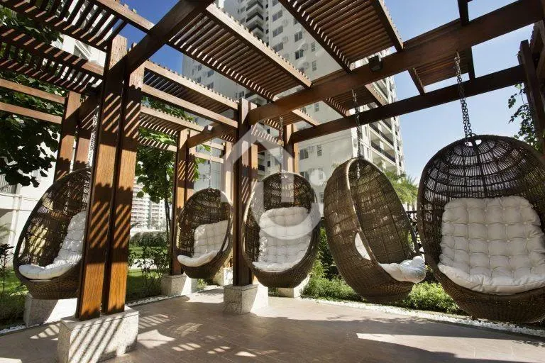 Top-floor apartment with 5 bedrooms and balcony grill — photo 17