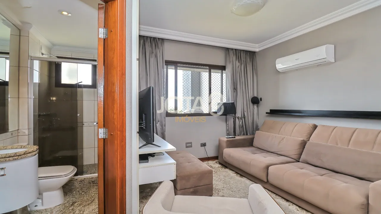 249 m² rental apartment with 3 bedrooms and a suite — photo 8