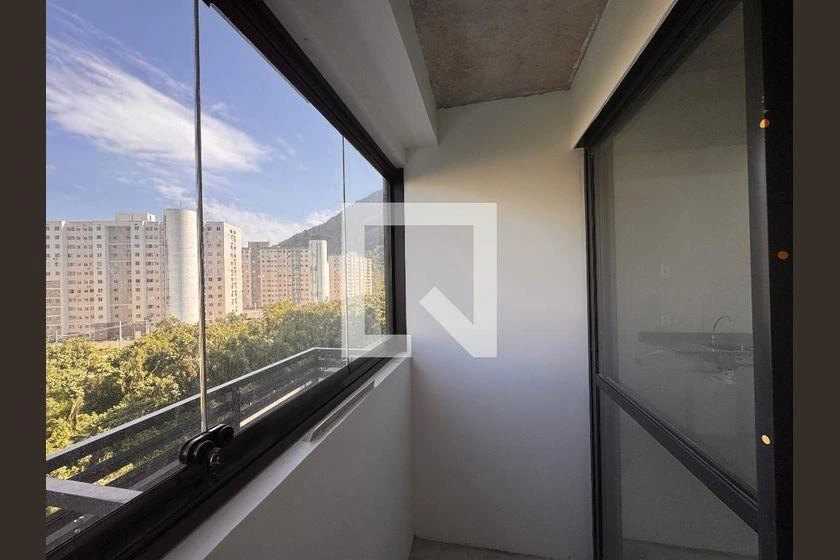 Квартира с 3 спальнями и балконом, 65 м² — photo 14