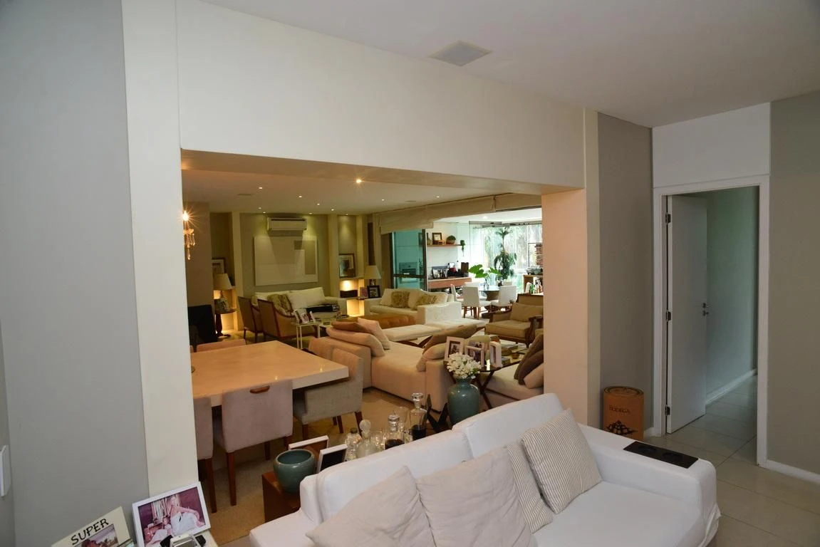 Furnished apartment with 4 en-suites and 5 bathrooms — photo 41