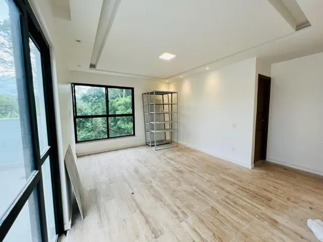 4-bedroom house with 5 bathrooms, 420 m² and 3 parking — photo 31