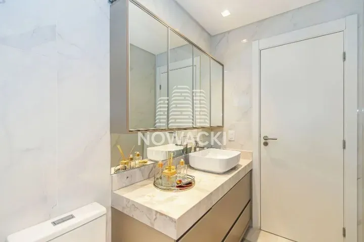 House with 4 bedrooms and 356 m² with integrated kitchen — photo 28